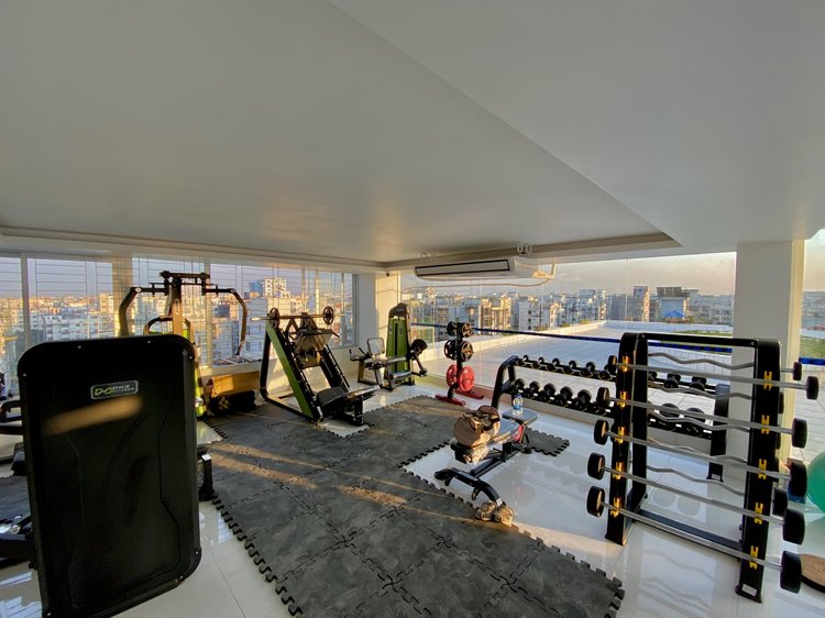 Rooftop Fitness Center